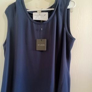 Sleeveless shell, size 16, color navy